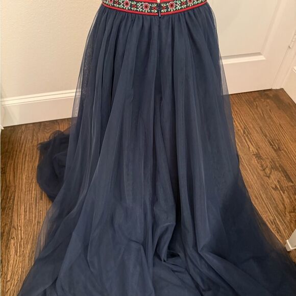 Sherri Hill Gown size 6 - Picture 8 of 15